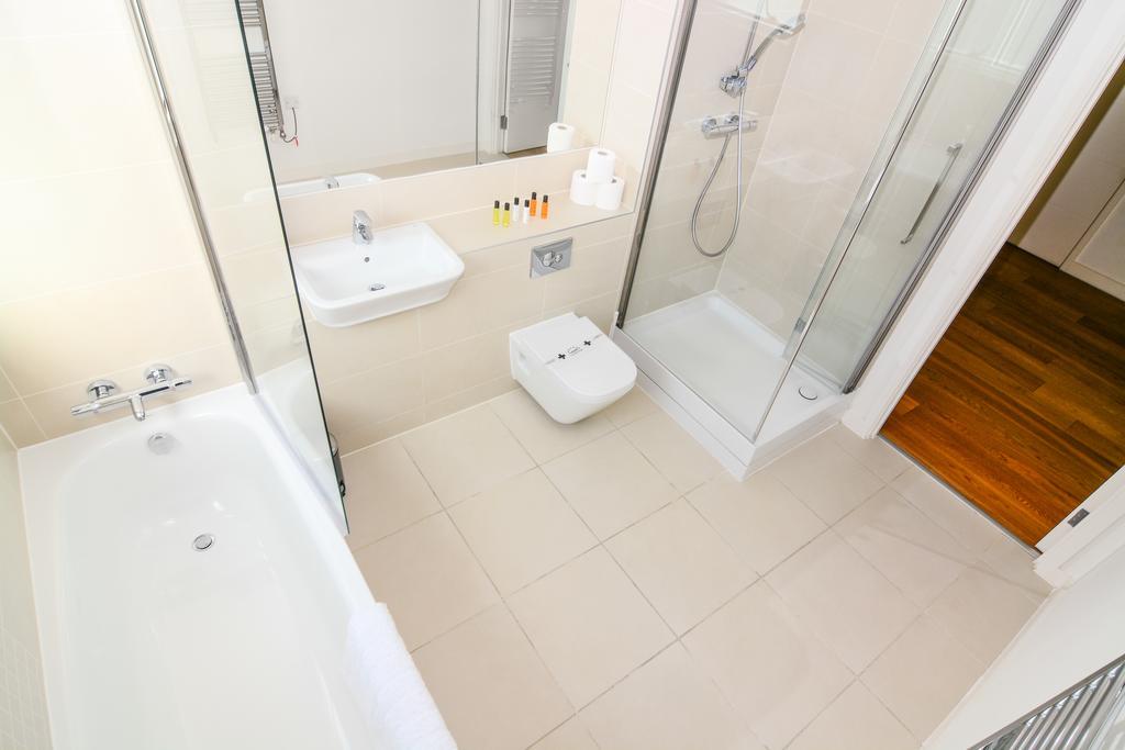 Apartment Wharf - Cambridge Av Лондон Екстериор снимка