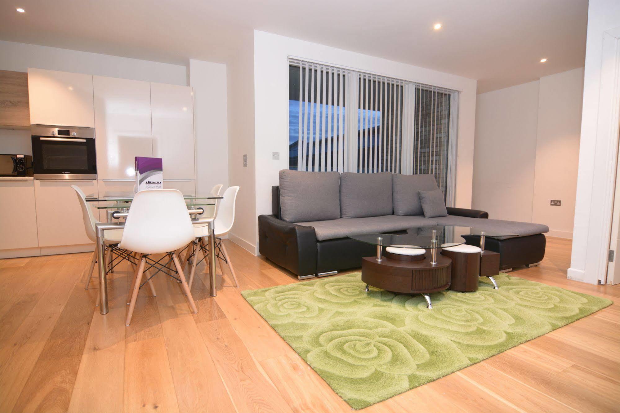 Apartment Wharf - Cambridge Av Лондон Екстериор снимка